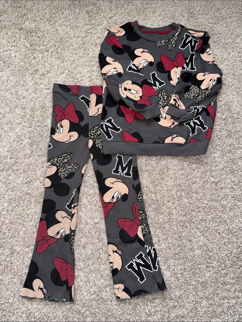 Disney Minnie Mouse Gray & Burgundy Girls Leggings Set